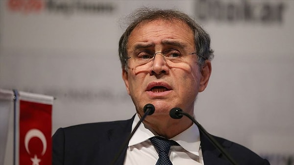 "Doktor Felaket" lakaplı ekonomist Nouriel Roubini, ekonomiye dair yeni uyarılar ve öngörülerde bulundu.