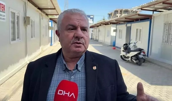 Zeynal Abidin Kıymaz, Sırrı Süreyya Önder hakkında "Sırrı ile çocukluk arkadaşıyız. Sırrı'nın rahatsızlık geçirdiğini öğrendim, çok üzüldüm. Sırrı'yı tanıyorum, öyle kalp kriziyle falan ölmez. Bu ifade ile onun hayata tutunma açısından dirençli birisi olduğunun altını çizmeye çalıştım" dedi. Görseli