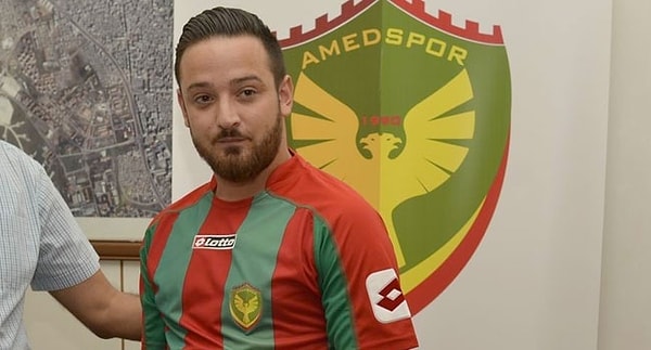 Deniz Naki Kimdir? Görseli