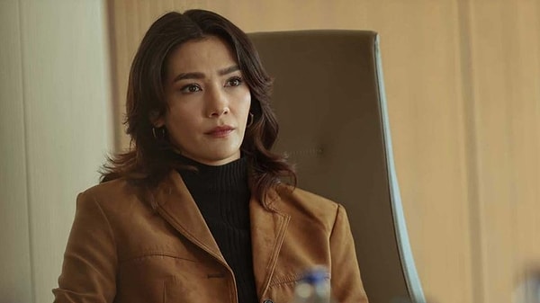 2 Nisan tüketim çağrısı için boykota destek veren Aybüke Pusat, başrolünde yer aldığı Teşkilat dizisinin kadrosundan apar topar şekilde çıkarılmıştı. Görseli