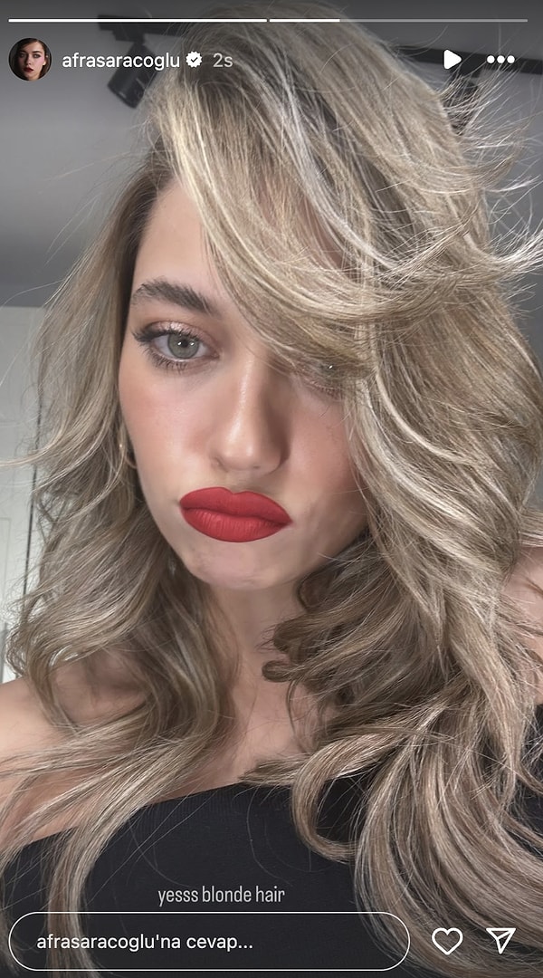 Afra Saraçoğlu Görseli