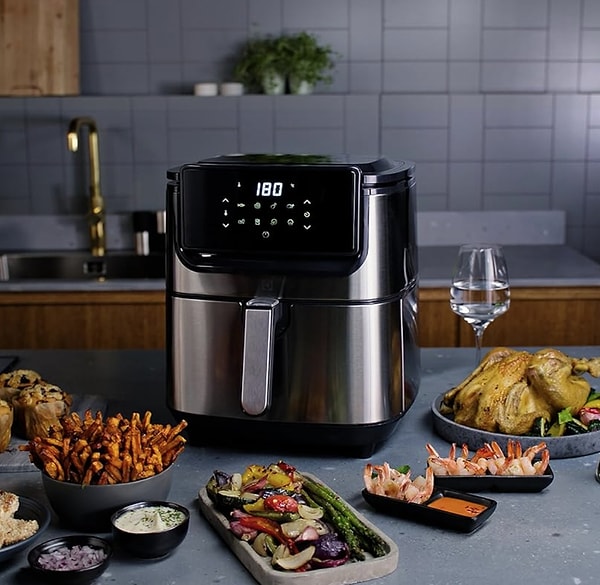 Electrolux E6AF1-6ST AirFryer 8 Programlı Dokunmatik LCD Ekranlı 7 L Sepet Kapasiteli, 5.4 L Kızartma Kapasitesi Sıcak Hava Fritözü