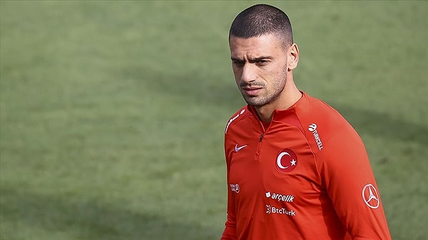 Merih, toplanma alanları ve çöken GSM şebekelerine de değindi. Görseli