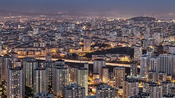 İPA: En az 42 bin 200 kişinin deprem sonrası barınma ihtiyacını karşılayacak alanda 95 AVM bulunuyor.