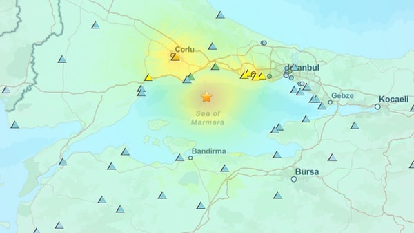 ABD Jeoloji Araştırmaları Kurumu (USGS) verilerine göre deprem farklı ilçelerde farklı şiddetlerde hissedildi.