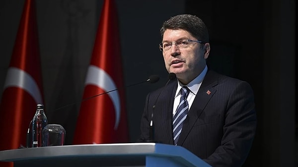 "Hasta mahpusların cezaevinden çıkması gerekiyor."