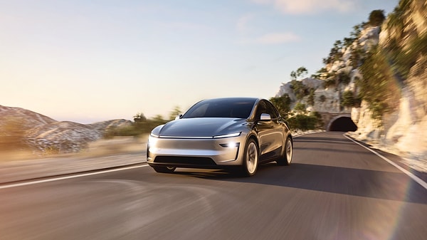Tesla Model Y'nin en ucuz versiyonu Türkiye'de yüzde 10 ÖTV ile satışa çıktı. Görseli