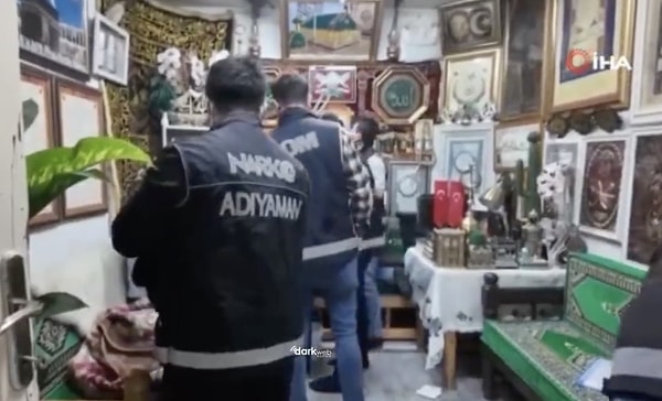 Olayla ilgili 7 kişi gözaltına alınırken, 3 kişi tutuklandı.