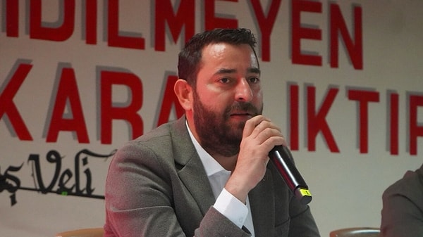Görüşme ayak üstü yapılmış ve konu başkaymış.