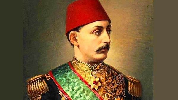 4. En kısa süre tahta kalan padişahlardan V. Murat kaç gün saltanat sürdü?