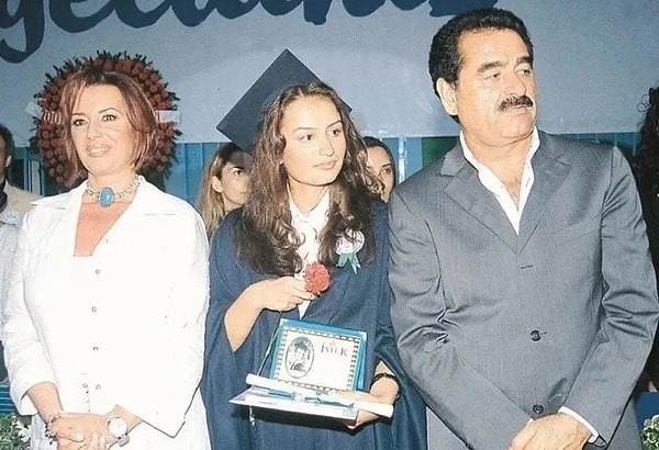 Çünkü Perihan Savaş, “İbrahim’in en sevdiği oteldi, biliyordum orada olduğunu” diyor.