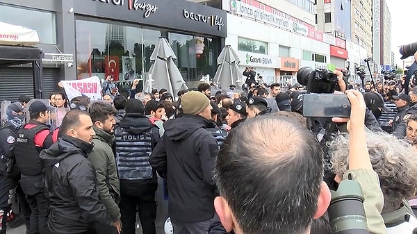 İçişleri Bakanı Ali Yerlikaya açıklama yaptı.