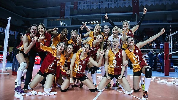7. Voleyboldan başka bir yeteneğin olsa ne olurdu?