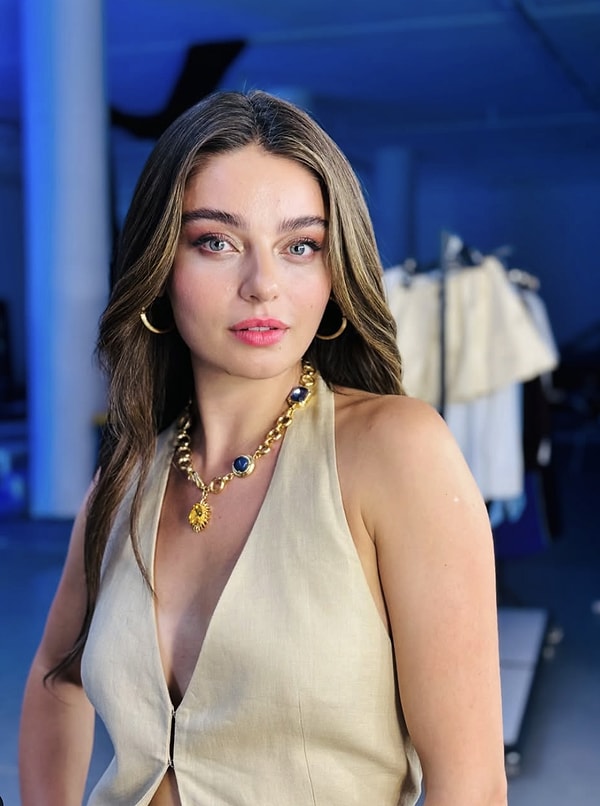 Ayça Ayşin Turan Kimdir?