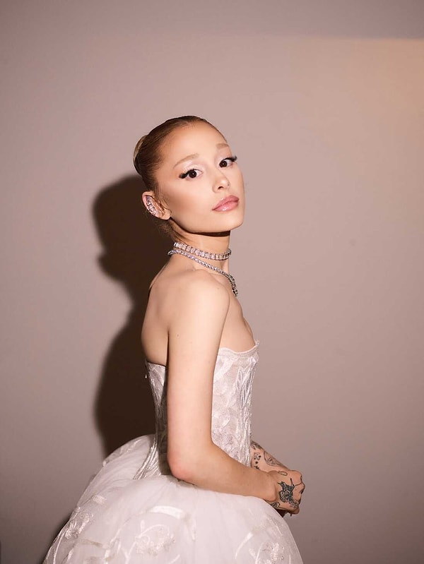 Ariana Grande Kariyer Başlangıcı Görseli