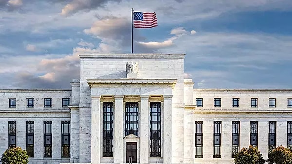Beklenen açıklama geldi. Amerikan Merkez Bankası (Fed) 6-7 Mayıs 2025 tarihine ilişkin faiz kararını açıkladı.