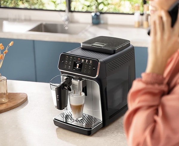 9. Hepsiburada’da indirimli fiyatıyla bu espresso makinesini alın, barista siz olun!
