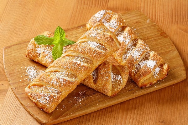Elmalı Milföy Tatlısı