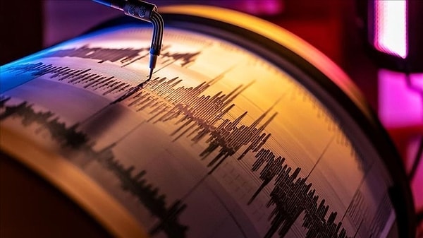 Deprem mi Oldu, Nerede Kaç Şiddetinde Oldu? Görseli