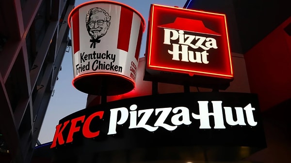 Yum! Brands ile İş Gıda arasında sözleşmenin feshedilmesi sonrasında binlerce KFC ve Pizza Hut mağazası hizmetlerini durdurmuştu. Görseli
