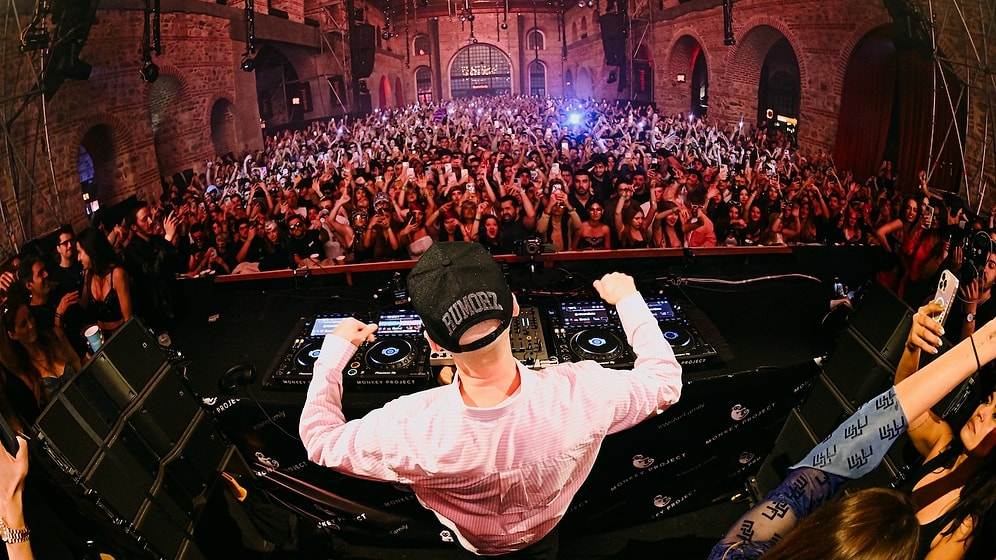 Monkey Project, Tersane İstanbul’da Adam Port ile Sezona Efsane Bir Başlangıç Yaptı