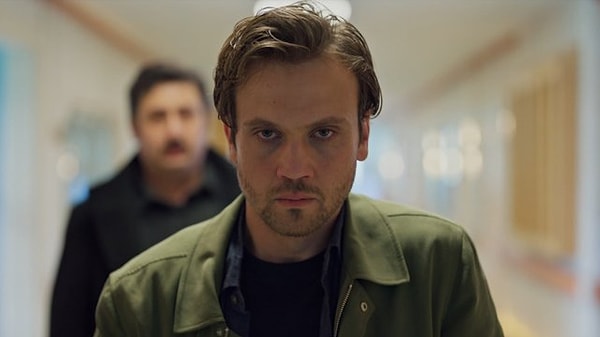 Show Tv ekranlarının başarılı dizisi Deha beklediği reytingleri artık alamadığı için final kararı aldı. Görseli