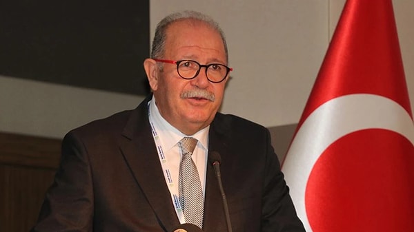 Deprem sonrası ilk açıklama Yıldız Teknik Üniversitesi (YTÜ) İnşaat Fakültesi Öğretim Üyesi Prof. Dr. Şükrü Ersoy'dan geldi. Görseli