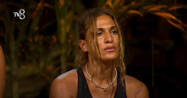 Survivor 2025'in en olaylı yarışmacılarından başında Almeda Baylan geliyor. Görseli