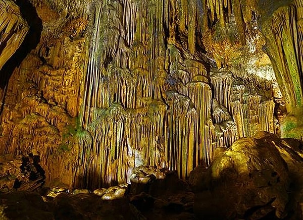 Astım Cave