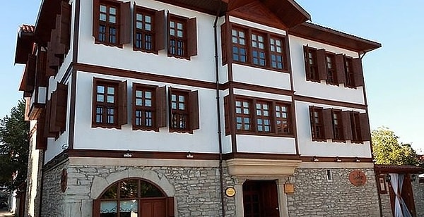 Which Province is Safranbolu located in?