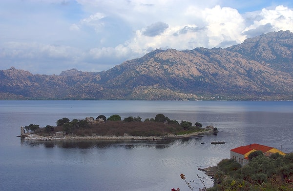 4. Bafa's Islands