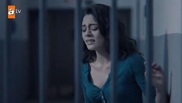 Damla Sönmez'in Kariyer Başlangıcı