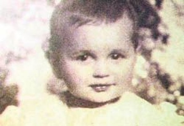 Basit bir soru ile başlayalım: Sezen Aksu nerede doğdu?