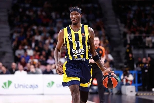 Yıldız basketbolcu maçtan önce Kobe'nin hesabına yazdığı mesajında şu ifadelere yer vermiş: Görseli