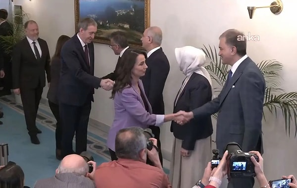 Yaklaşık 2 saat 15 dakika süren DEM Parti-AKP görüşmesi sonrası AKP'li Efkan Ala ve Abdullah Güler, dikkat çeken açıklamalarda bulundu.