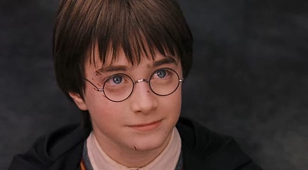 Harry Potter ve Felsefe Taşı Filmi Kaçıncı Film?