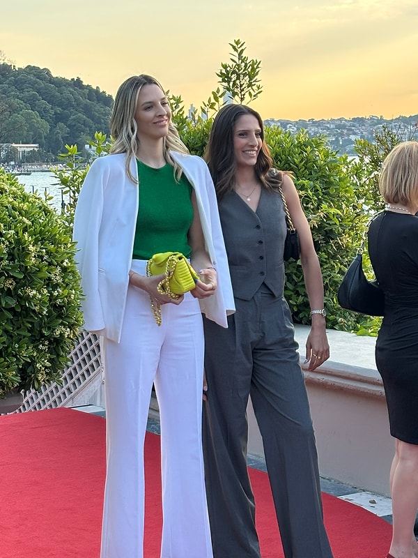 2. Alexia - Derya Cebecioğlu