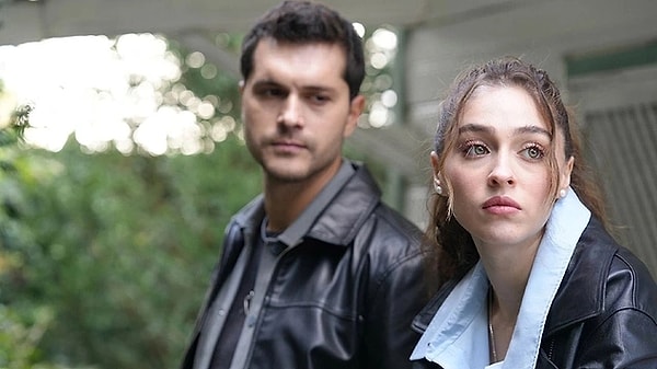 17. Leyla'da ilginç bir gelişme yaşandı, başrol oyuncusu diziye veda etti.