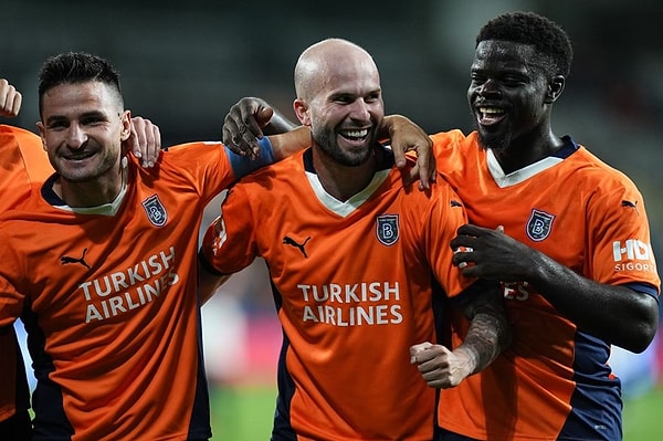 En az Başakşehir kazandı.