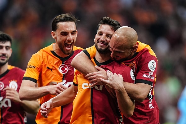 Sezonun son maçında Galatasaray, Başakşehir'i ağırladı. Görseli