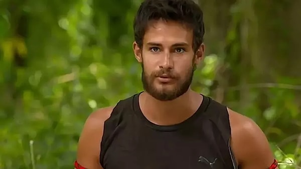 Survivor'ın olaylı yarışmacılarından Batuhan, 2025 sezonunda emin adımlarla finale ilerliyor. Görseli