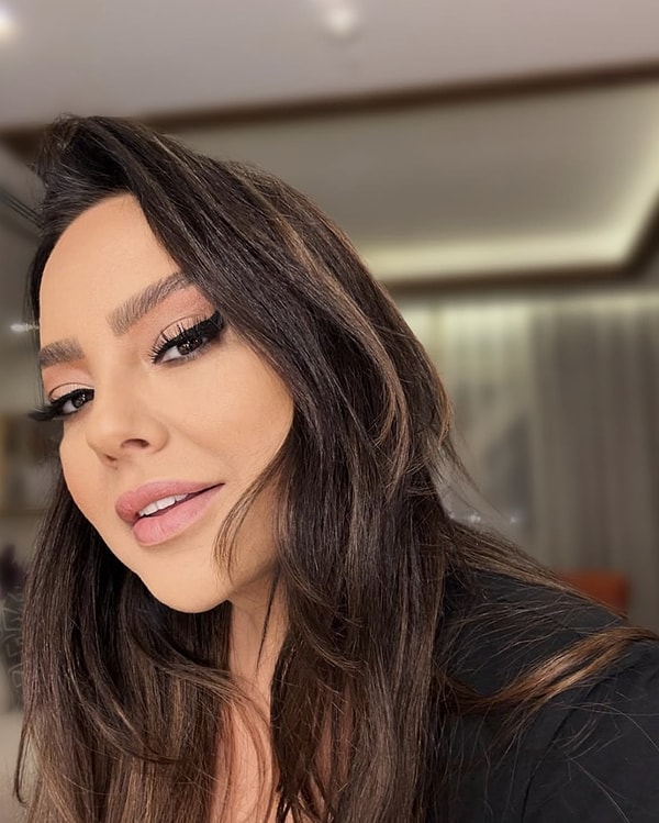 Ebru Gündeş’in Şarkıları