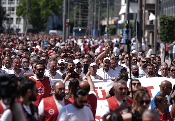 İzmir'de greve çıkan 23 bin işçi ne istiyor? Görseli