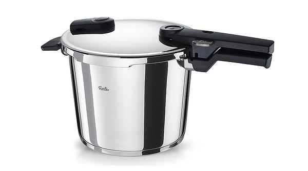 5. Hepsiburada’da indirimde olan Fissler Vitaquick Glossy Düdüklü Tencere 6 Litre ile mutfakta zaman kazanın!