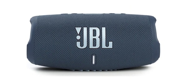 8. Hepsiburada’da indirimde olan JBL Charge5 Bluetooth Hoparlör ile müziği her yere taşıyın!
