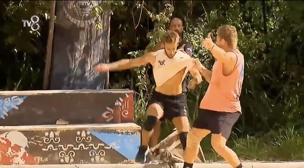 Survivor'ın en korkunç kavgalarından biri Batuhan ve İsmail arasında yaşanmıştı. Görseli