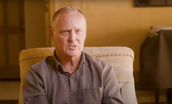 Amerika Birleşik Devletleri'nin Kaliforniya eyaletinde yaşayan Mike McKinsey, 2004 yılında geçirdiği bir operasyon sırasında kalbinin 45 dakika boyunca durduğunu ve bu süre zarfında yaşadığı deneyimin hayatını kökten değiştirdiğini anlattı. Görseli