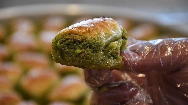 Kurban Bayramı geldi, baklavacılar siparişleri yetiştirmek için 3 katı mesai yapıyor. Görseli