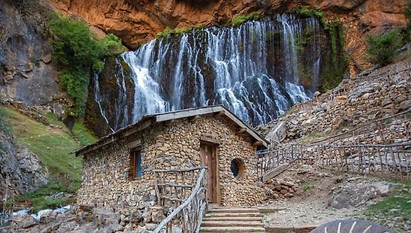 8. Kapuzbaşı Waterfalls – Kayseri