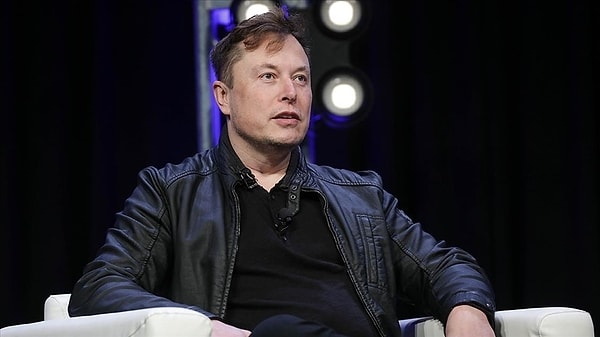 Elon Musk'tan yeni parti sinyali.